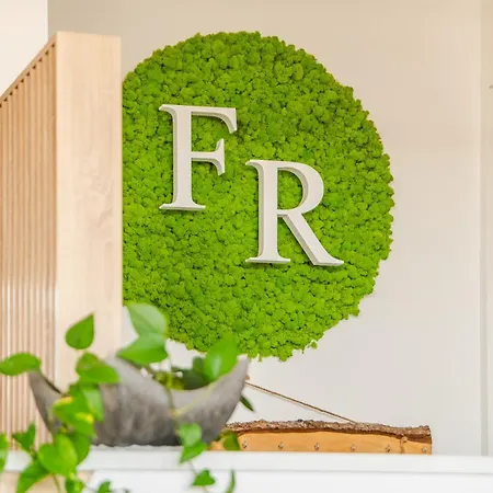 Курортный комплекс Family 4*