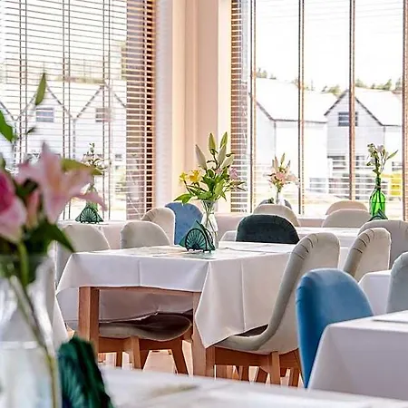 Semesteranläggning (resort) Family 4*